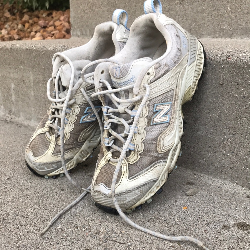 Women’s 476 Silver New Balance All Terrain Shoes